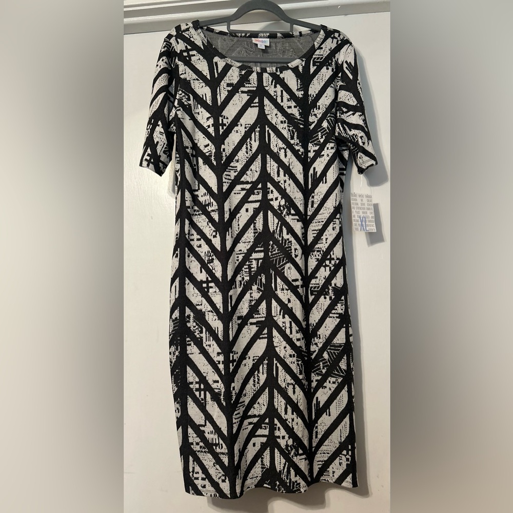 LulaRoe Julia Chevron Herringbone Print Dress